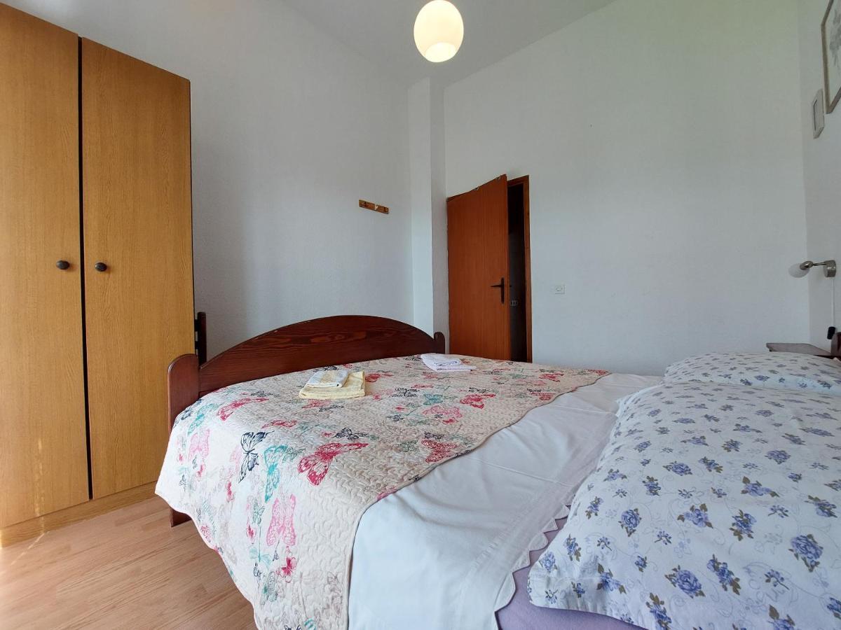 Apartments Vilim Pinezići Eksteriør billede