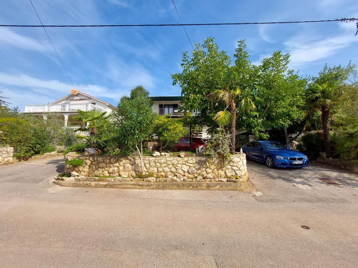Apartments Vilim Pinezići Eksteriør billede