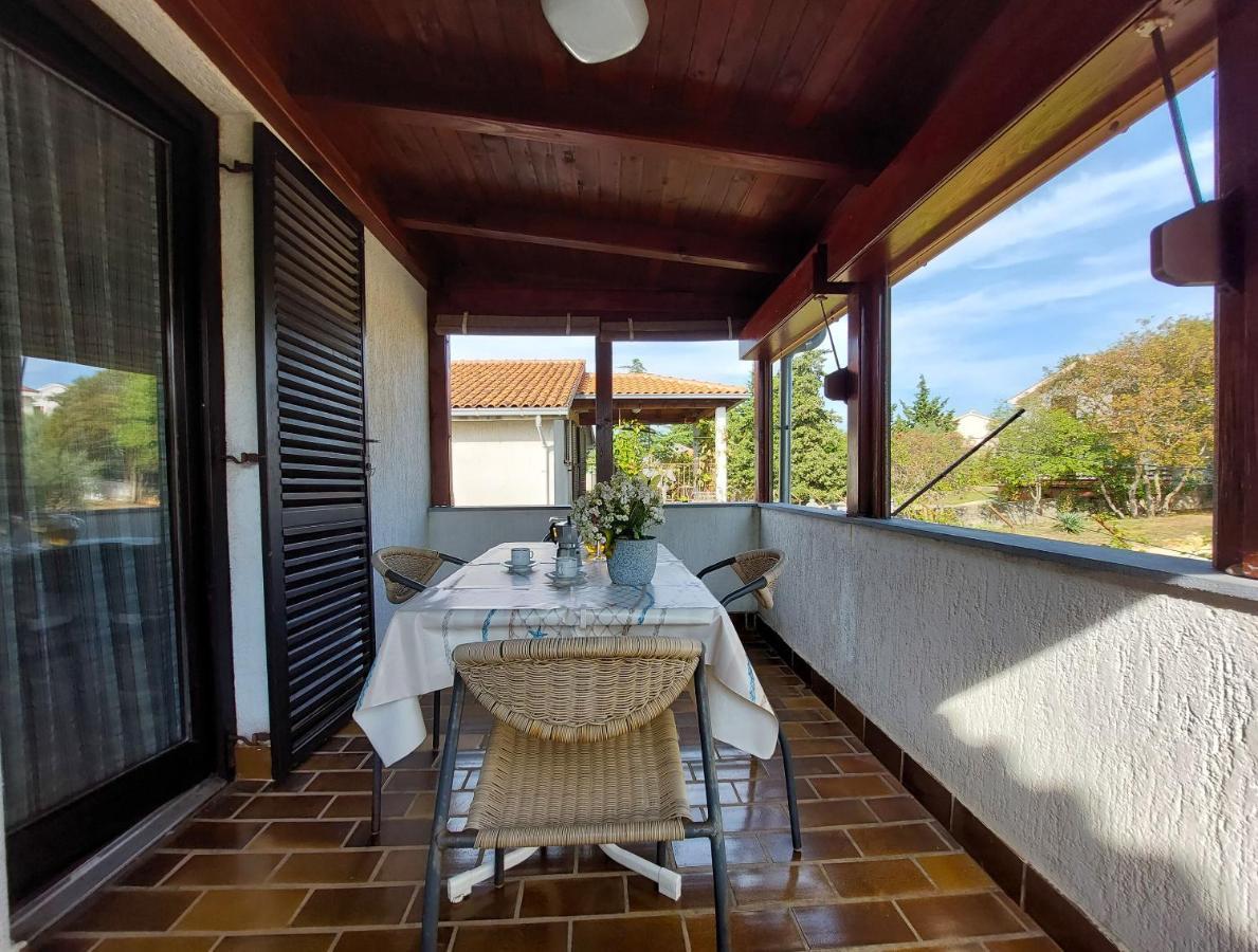 Apartments Vilim Pinezići Eksteriør billede